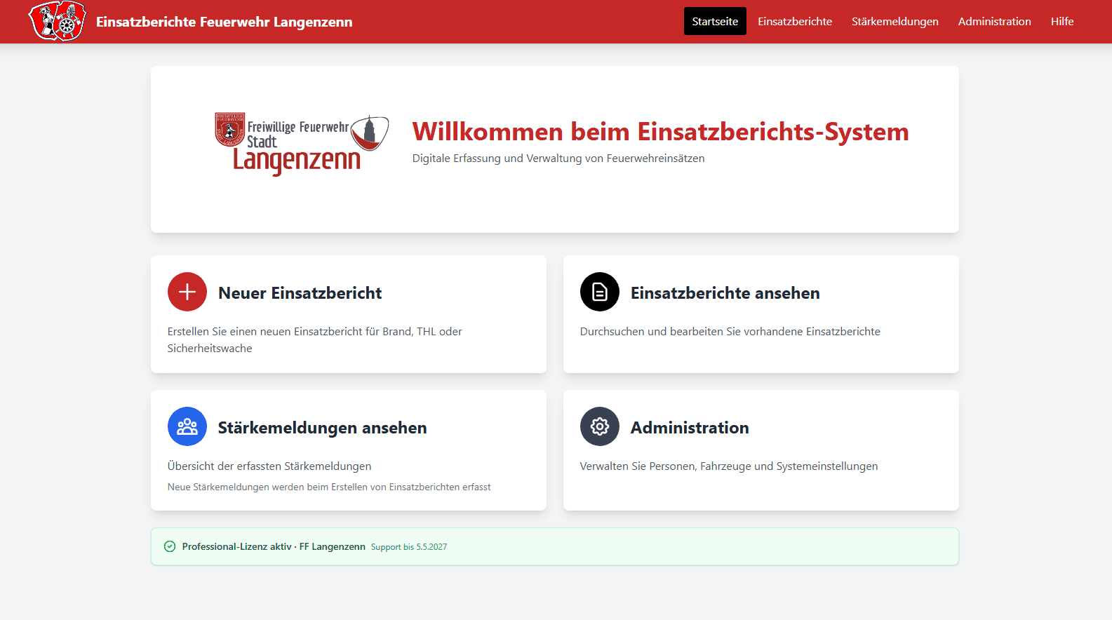 Startseite des Einsatzberichts-Systems mit vier großen Schaltflächen: neuer Einsatzbericht, Berichte ansehen, Stärkemeldungen und Administration.